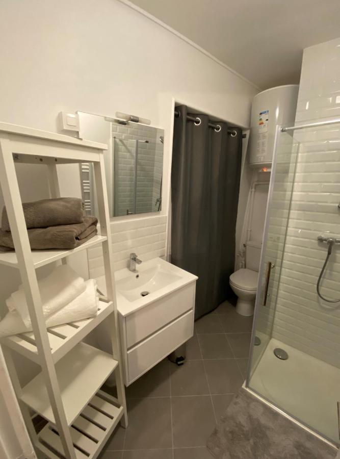 Enghien-Les-Bains: Studio Au Coeur Du Centre Ville. ภายนอก รูปภาพ